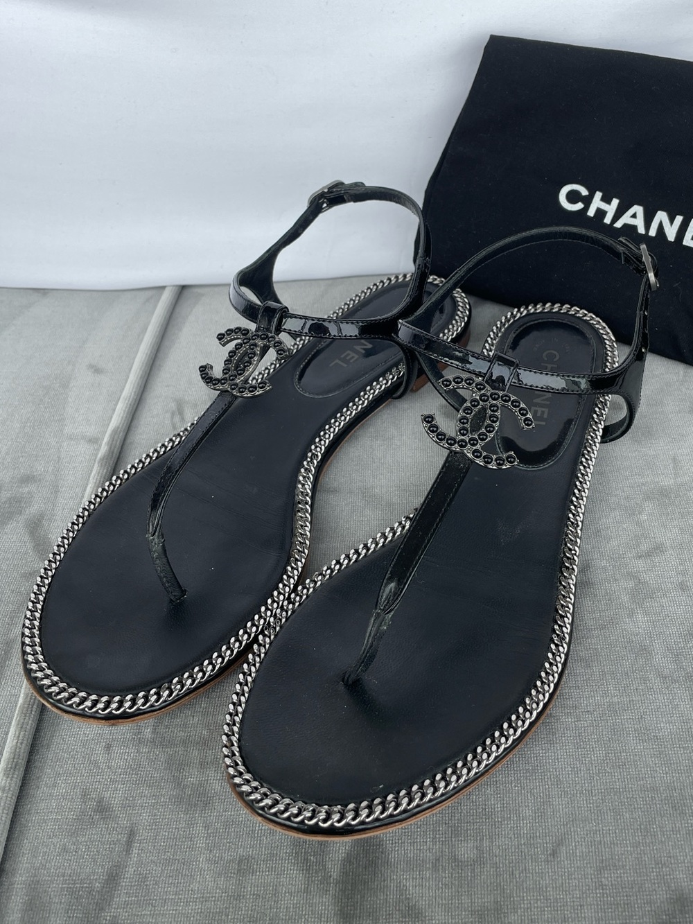 Chanel Black Chain-Trim Thong Sandals Embellished CC Logo & Silver Chains Detail